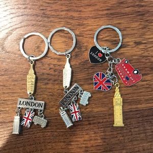 London keychains BOUGHT IN LONDON.